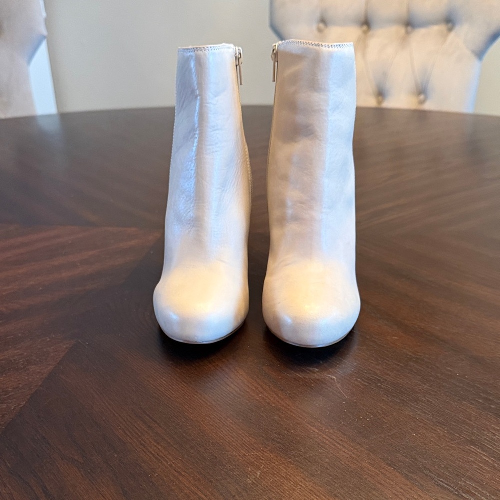 Nine West Ivory Leather Stiletto Ankle Booties NWT Size 7.5 Zip Heel Boots - Picture 11 of 13